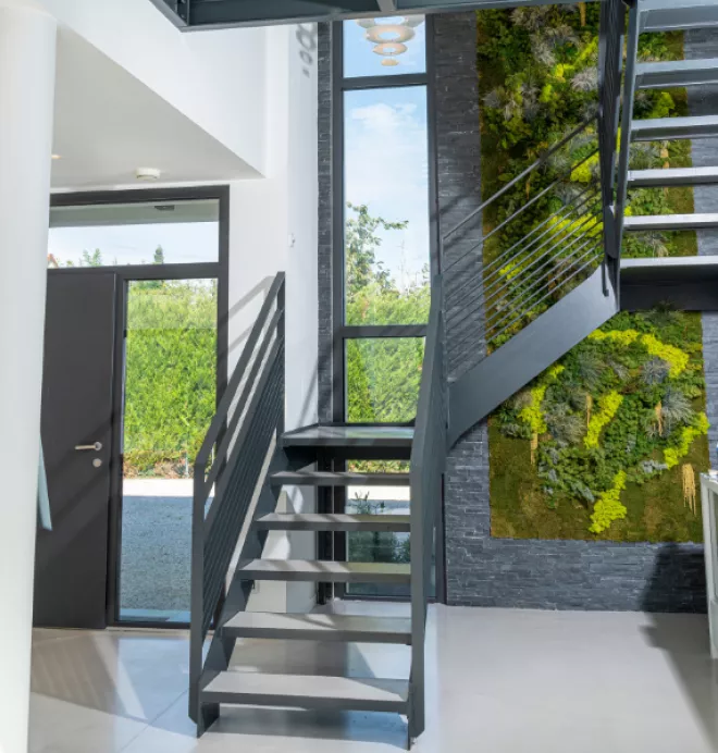 entrée intérieur avec vitrages