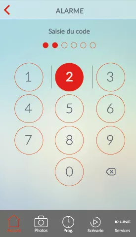 Saisie du code pour contrôler l'alarme connectée K.Line