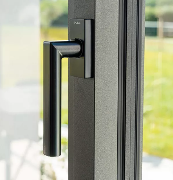 Poignée carrée en alu pour ensemble composé