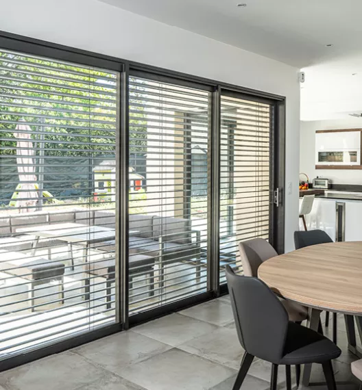 Vue intérieure brise soleil à lames